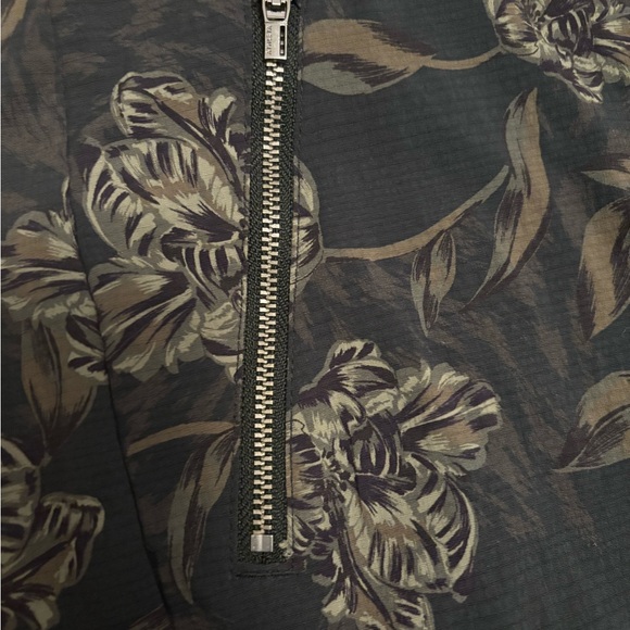 Athleta Trekkie North Printed Jogger Pants Black Floral Size 10 - Picture 4 of 8